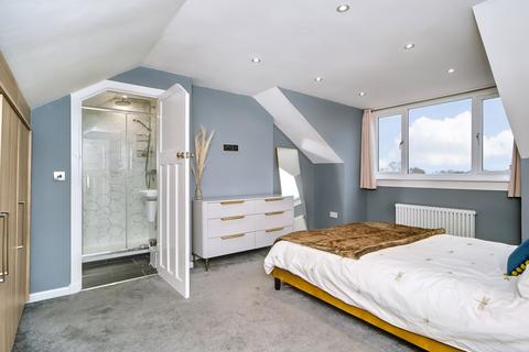 10a Hailes Grove, Edinburgh, EH13 0NE