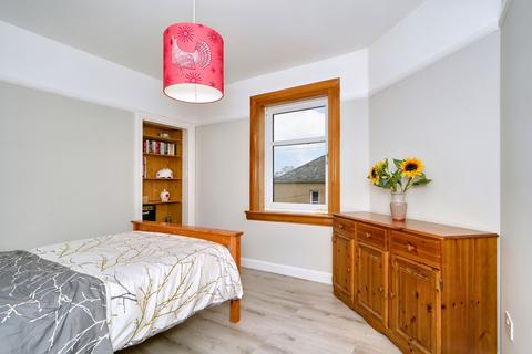 10a Hailes Grove, Edinburgh, EH13 0NE