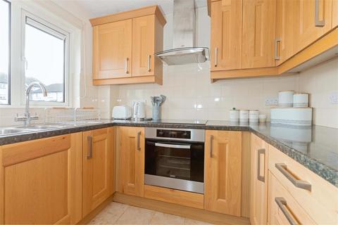 2 bedroom flat for sale, Newport Mews, Worthing