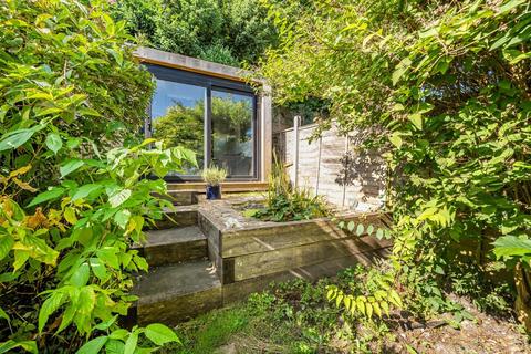 9 Addison Road, Guildford, GU1 3QQ