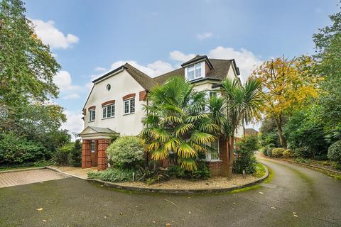 Ridgway Road, Farnham, Surrey, GU9