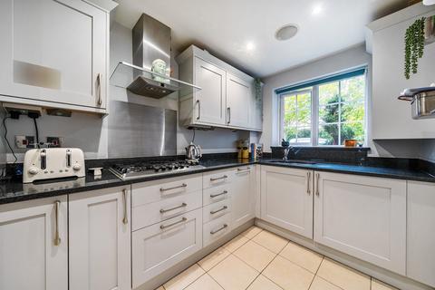 2 bedroom apartment for sale, Ridgway Road, Farnham, Surrey, GU9