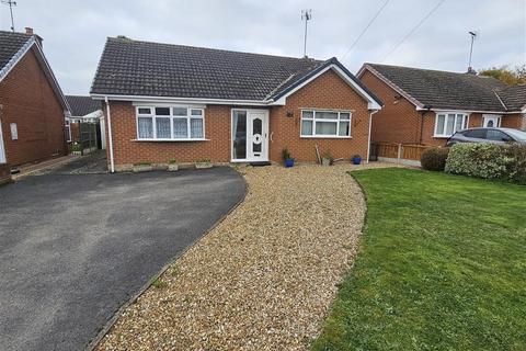 3 bedroom detached bungalow to rent, Chapel Close, Newark NG22