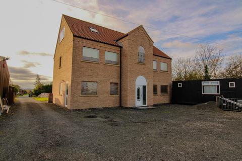 6 bedroom detached house for sale, Padmoor Lane, Gainsborough DN21