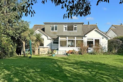 4 bedroom detached bungalow for sale, Orchard Grove, Braunton EX33