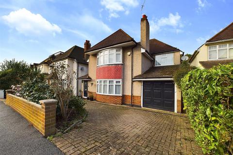 77 Mount Pleasant, Ruislip, HA4 9HQ