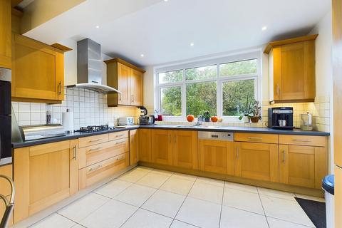 77 Mount Pleasant, Ruislip, HA4 9HQ