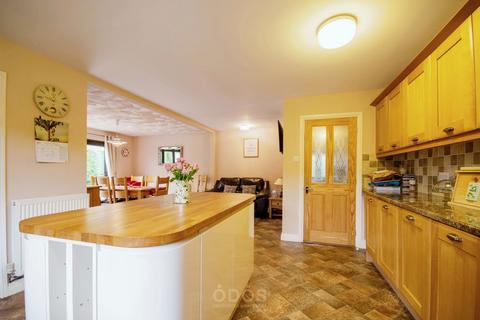 5 bedroom detached bungalow for sale, Sutton St. Nicholas, Hereford HR1