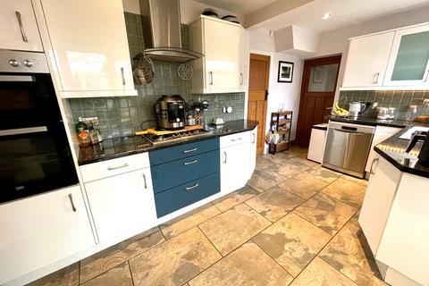 3 bedroom semi-detached house for sale, Sambrook Road, Fallings Park, Wolverhampton , WV10