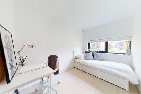 2 bedroom flat to rent, Oval Road, Camden Town