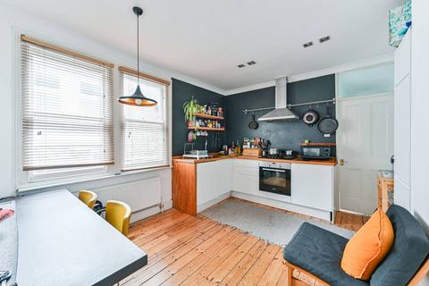 2 bedroom flat for sale, Dunstans Road, East Dulwich, SE22