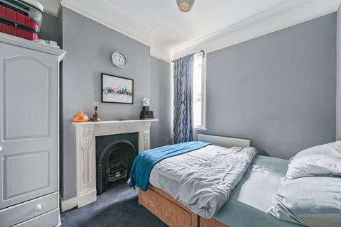 2 bedroom flat for sale, Dunstans Road, East Dulwich, SE22