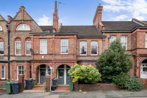 3 bedroom maisonette for sale, Hailsham Avenue, Streatham