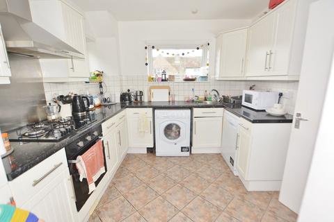 3 bedroom apartment for sale, Grove Court, Beaconsfield HP9