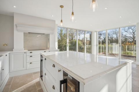 5 bedroom detached house for sale, Burnham Avenue, Beaconsfield HP9