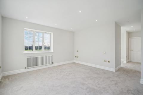 17 Burnham Avenue, Beaconsfield, HP9 2JA
