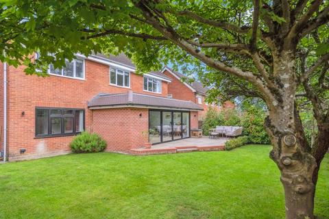 5 bedroom detached house for sale, Carter Walk, High Wycombe HP10