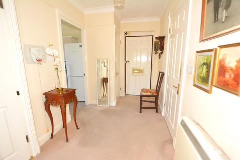 1 bedroom retirement property for sale, Maxwell Road, Beaconsfield HP9