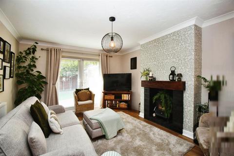 5 bedroom link detached house for sale, Honleywood Close, HULL