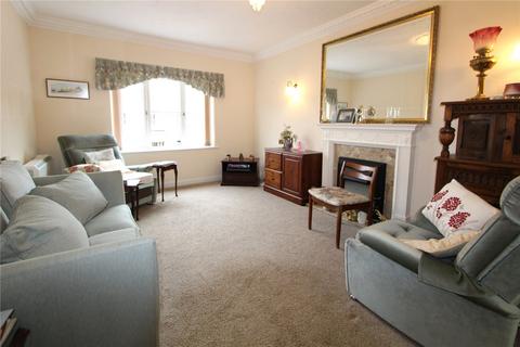 2 bedroom apartment to rent, Cremorne Place, King George Avenue, Petersfield, Hampshire, GU32