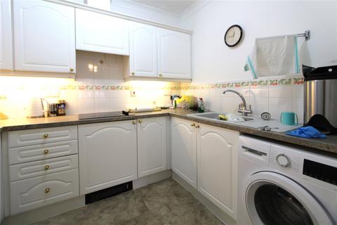 2 bedroom apartment to rent, Cremorne Place, King George Avenue, Petersfield, Hampshire, GU32