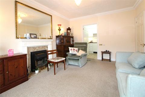 2 bedroom apartment to rent, Cremorne Place, King George Avenue, Petersfield, Hampshire, GU32