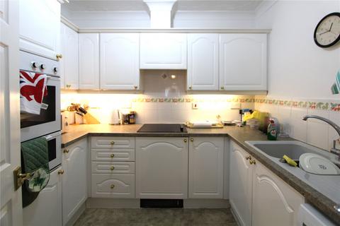 2 bedroom apartment to rent, Cremorne Place, King George Avenue, Petersfield, Hampshire, GU32