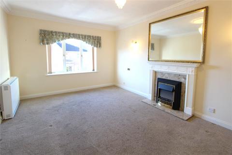 2 bedroom apartment to rent, Cremorne Place, King George Avenue, Petersfield, Hampshire, GU32