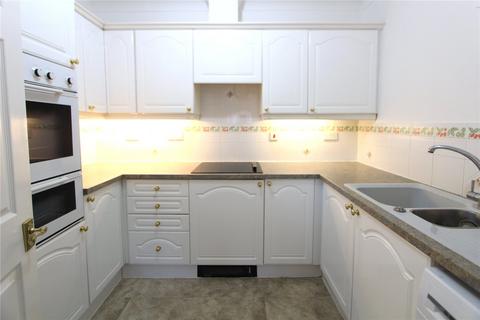 2 bedroom apartment to rent, Cremorne Place, King George Avenue, Petersfield, Hampshire, GU32