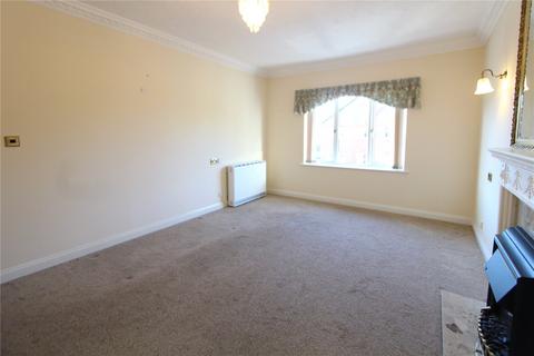 2 bedroom apartment to rent, Cremorne Place, King George Avenue, Petersfield, Hampshire, GU32