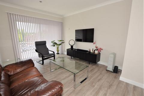 2 bedroom apartment for sale, Burkes Road, Beaconsfield HP9