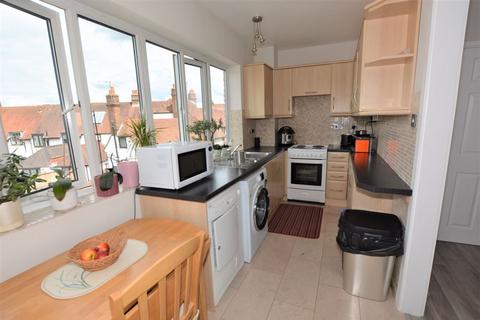 2 bedroom apartment for sale, Burkes Road, Beaconsfield HP9