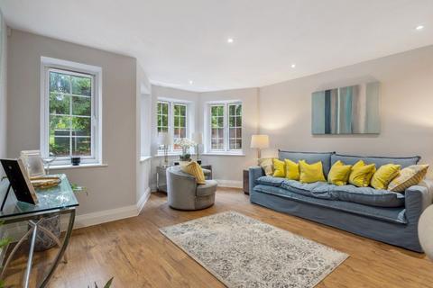 2 bedroom apartment for sale, Amersham Road, Beaconsfield HP9