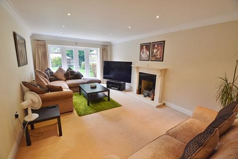 6 bedroom detached house for sale, Beaconsfield Road, Farnham Royal SL2