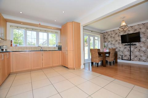 6 bedroom detached house for sale, Beaconsfield Road, Slough SL2