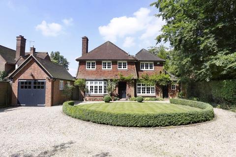 4 bedroom detached house for sale, Wilton Crescent, Beaconsfield HP9