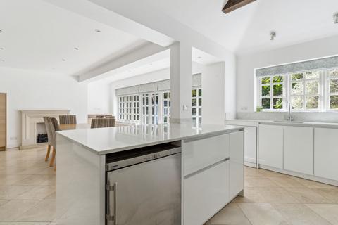 4 bedroom detached house for sale, Wilton Crescent, Beaconsfield HP9