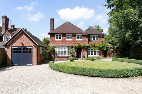 4 bedroom detached house for sale, Wilton Crescent, Beaconsfield HP9