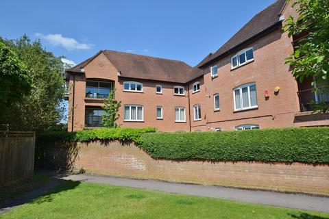 3 bedroom apartment for sale, Reynolds Road, Beaconsfield HP9