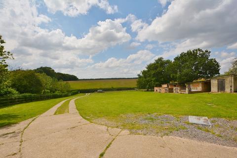 3 bedroom detached house for sale, Bottom Lane, Beaconsfield HP9