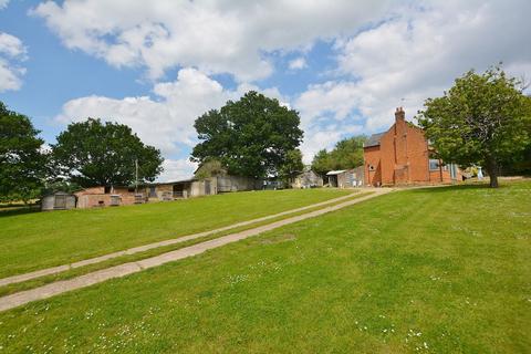 3 bedroom detached house for sale, Bottom Lane, Beaconsfield HP9