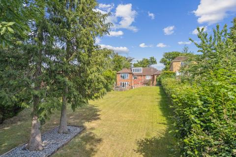 Holtspur Top Lane, Beaconsfield HP9