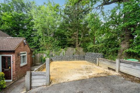 undefined, Holtspur Top Lane, Beaconsfield HP9