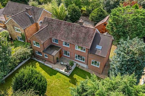 4 bedroom detached house for sale, Bartons Road, High Wycombe HP10