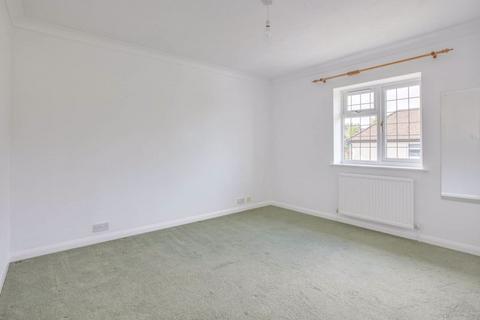 2 bedroom flat for sale, St. Johns Road, High Wycombe HP10