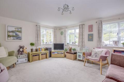 2 bedroom cottage for sale, Elm Road, High Wycombe HP10