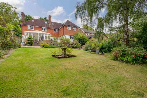 5 bedroom detached house for sale, Amersham Road, High Wycombe HP13