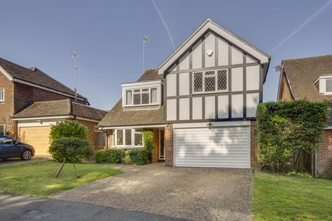 5 bedroom detached house for sale, Wheeler Avenue, High Wycombe HP10