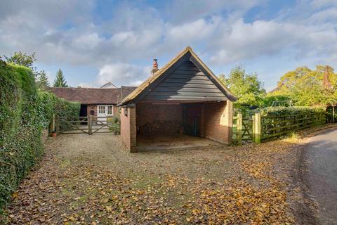 3 bedroom bungalow for sale, Green Lane, Great Missenden HP16