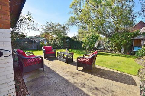 3 bedroom detached bungalow for sale, The Willows, Princes Risborough HP27